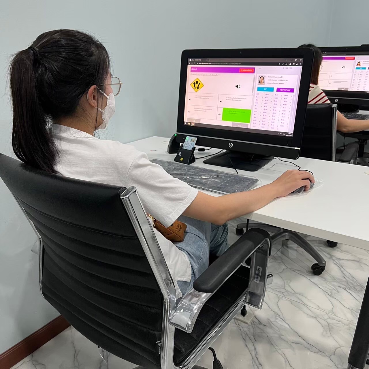 สอบข้อเขียนป้ายจราจร โรงเรียนพงษ์เพชร