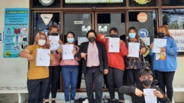 LINE_ALBUM_รูป รร._๒๓๐๔๑๖_40